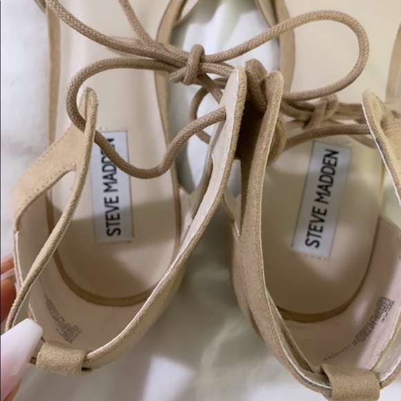 STEVEN MADDEN Flats - Picture 3 of 5